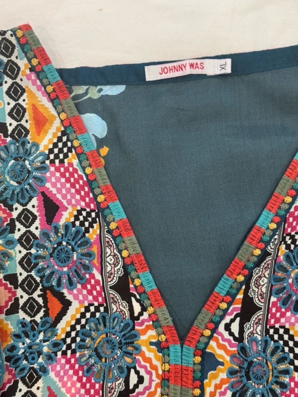 Johnny Was Multicolor Boho Cold-Shoulder V-Neck Tunic - Picture 4 of 6